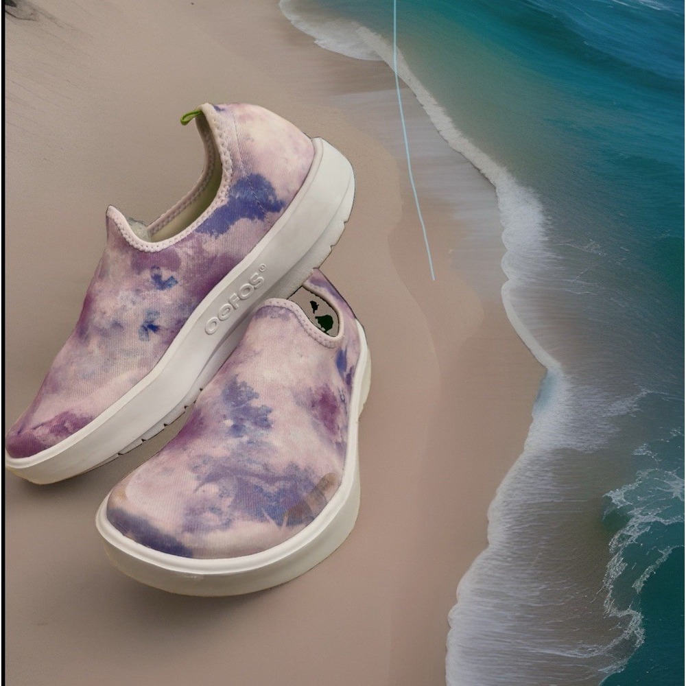 Oofos OOmg Eezee Low Tie-Dye Casual Slip-On Recovery Shoes Women's sz 9
